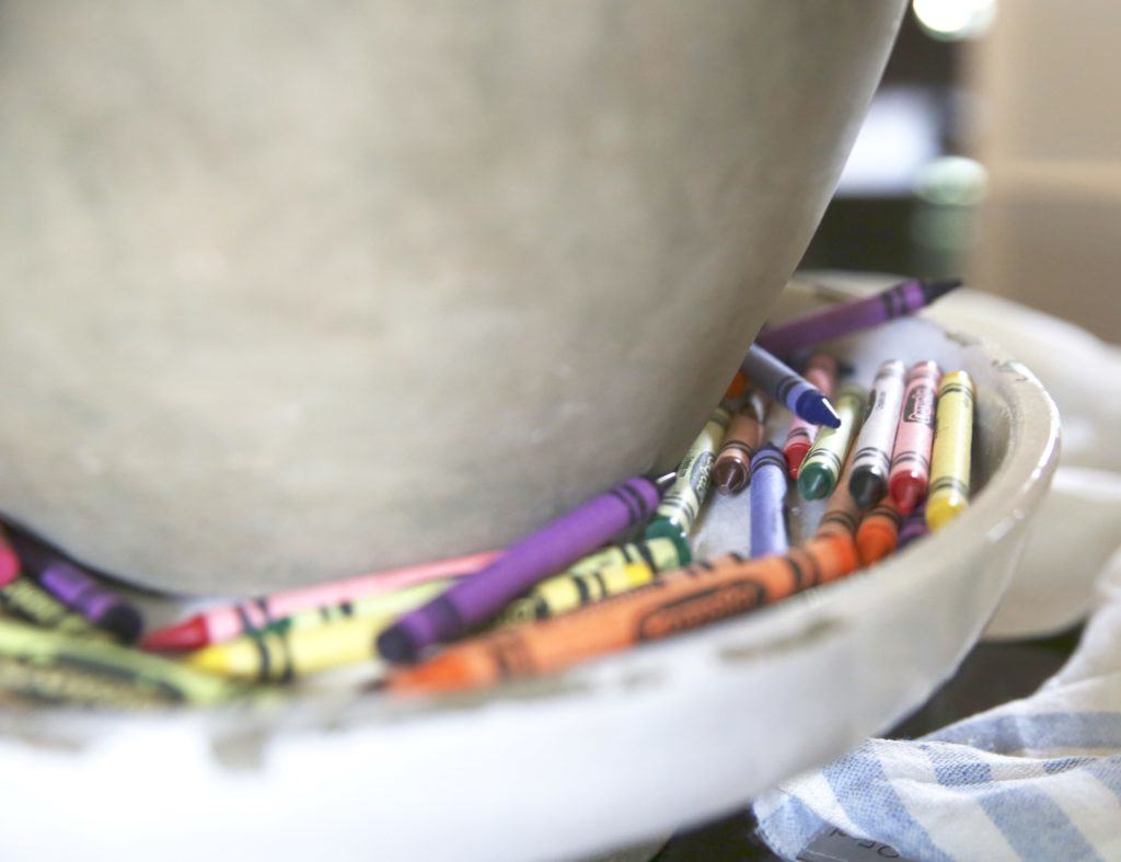 back to school centerpiece with crayons