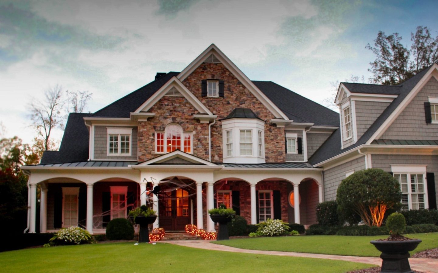 decorating your house for halloween