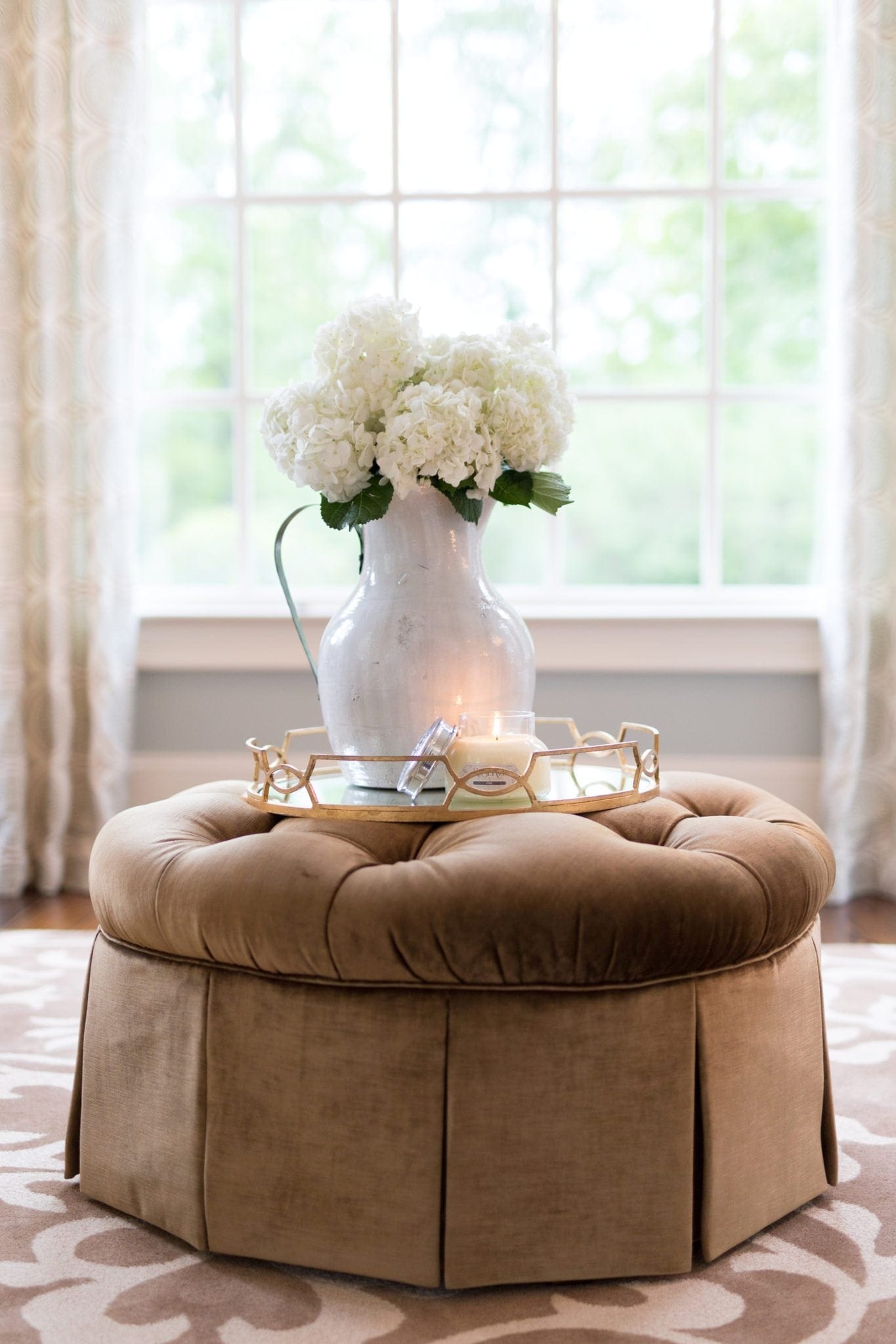 How to keep hydrangeas fresh in a vase longer. Three easy ways to keep your hydrangeas from wilting. Keep them living and looking better longer!