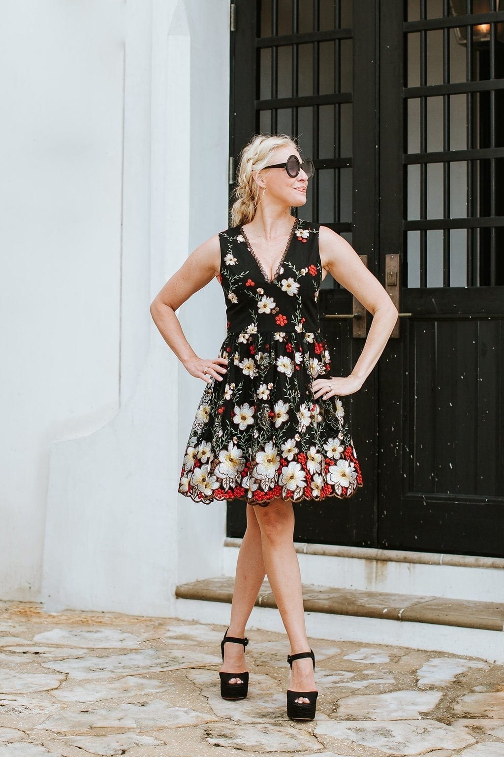 alice and olivia red floral dress