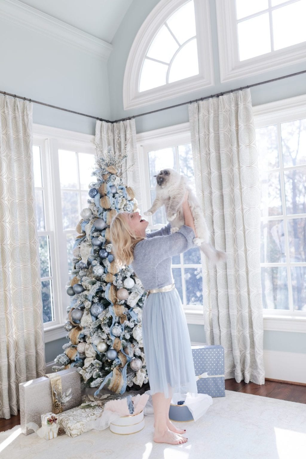 3 things to look for in an artificial tree bluegraygal