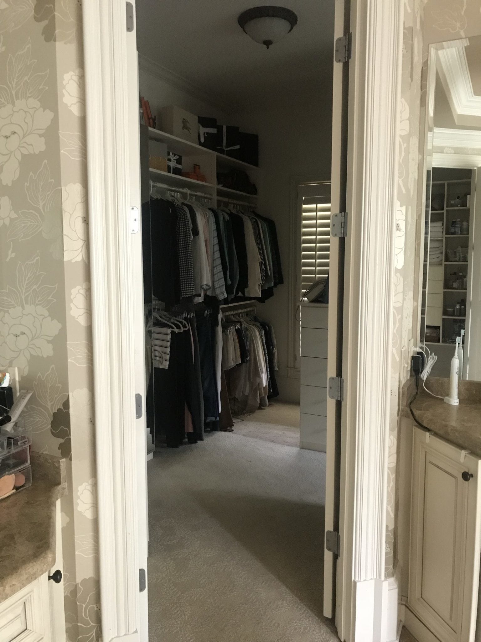 how to organize closets. California Closets near me for organizing tips and custom closets.
