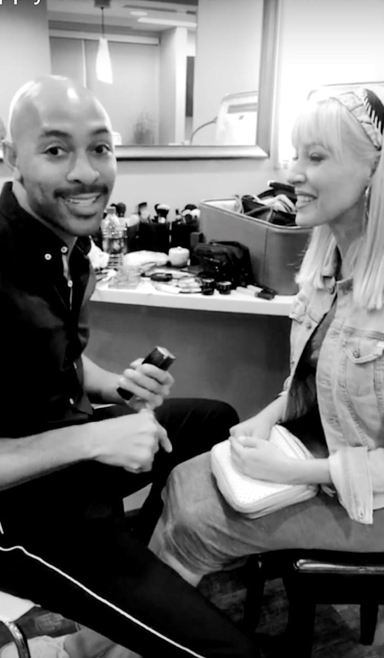 Video tutorial from top makeup artist, Sir John. He shows me how to apply everyday makeup - mastering under eye concealer application, what not to do and easy tips to make your makeup look better. Top tips from Beyonce's makeup artist, Sir John.