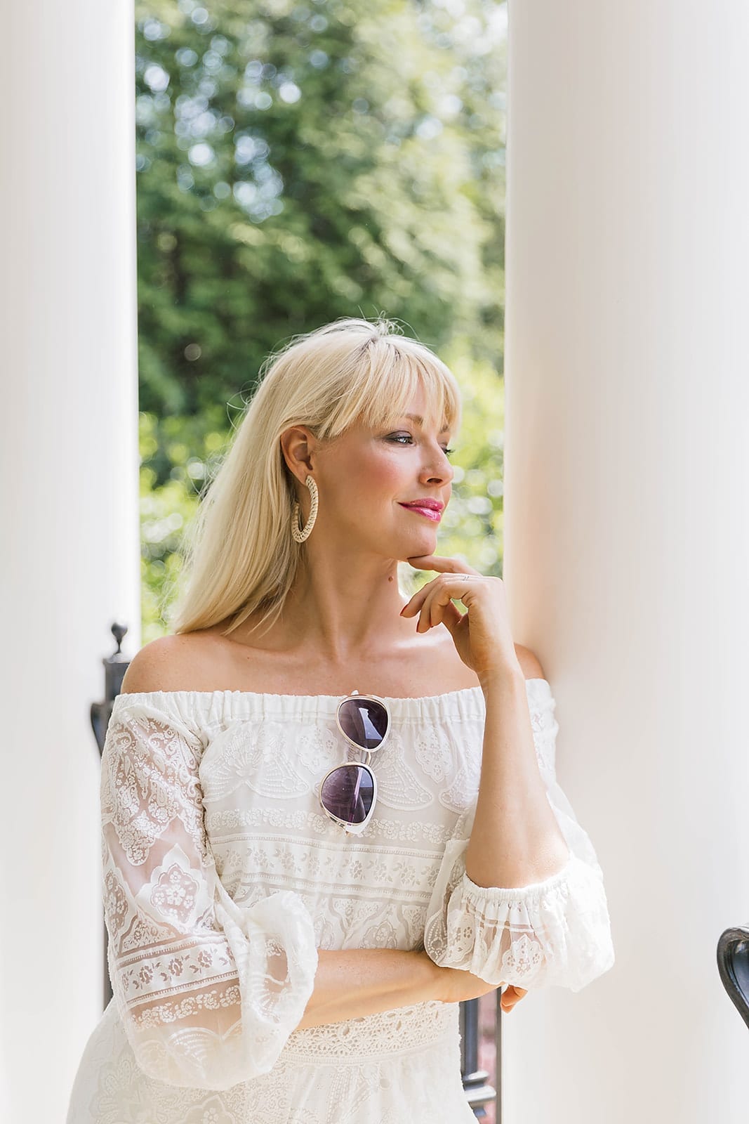What to wear to rehearsal dinner. All white outfit for brides to wear to rehearsal dinner or date night.