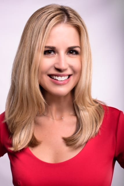 Cara Kneer host of Atlanta and Company. An interview with Kelly Page, for BlueGrayGal on life and advice for women.