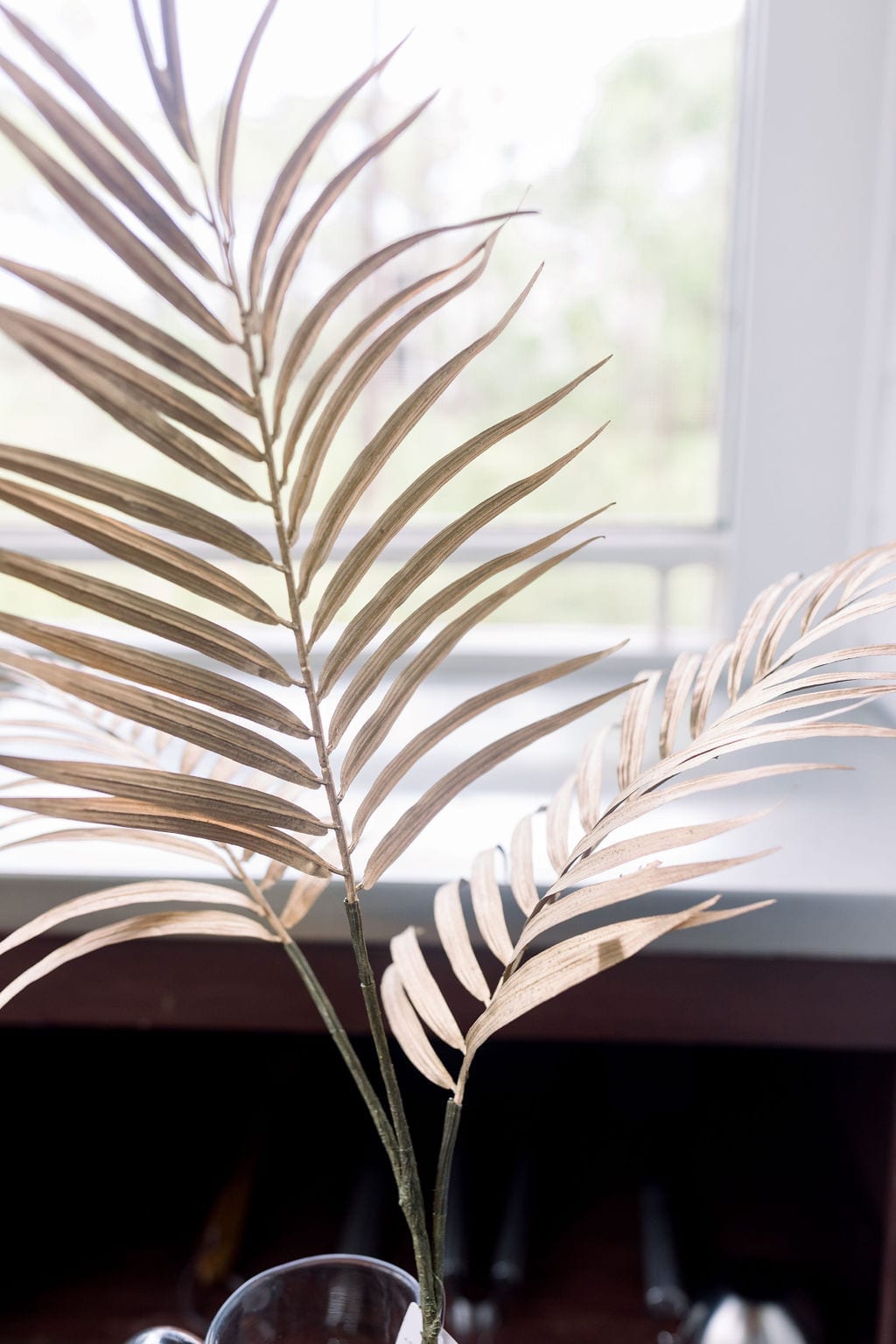 Gold palm tree for party decor in gold.