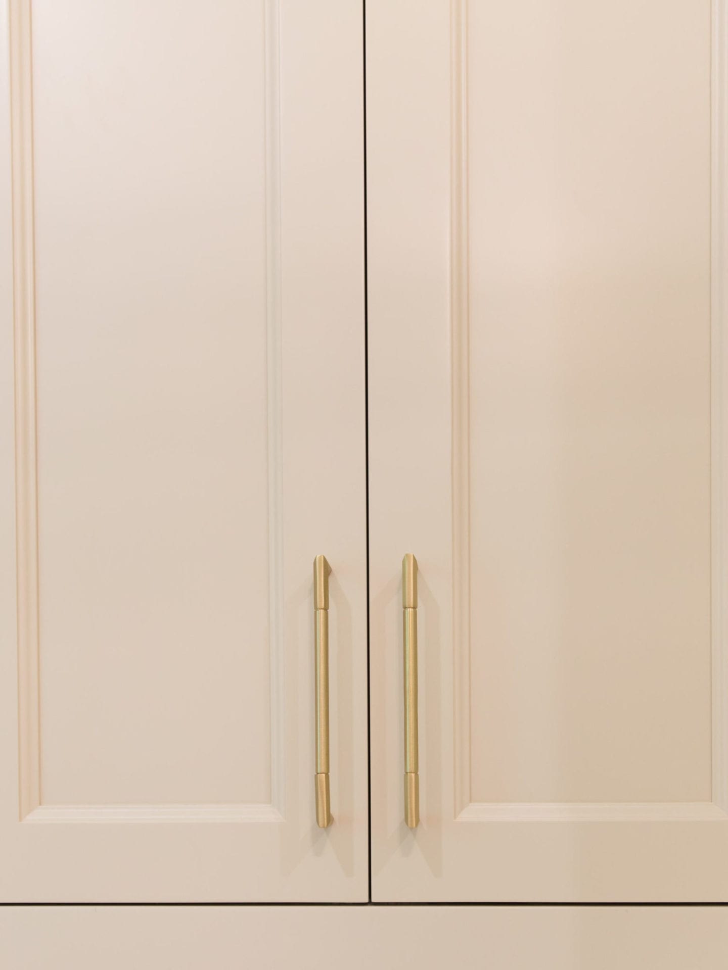 Kitchen Makeover with hardware from VESTA-29