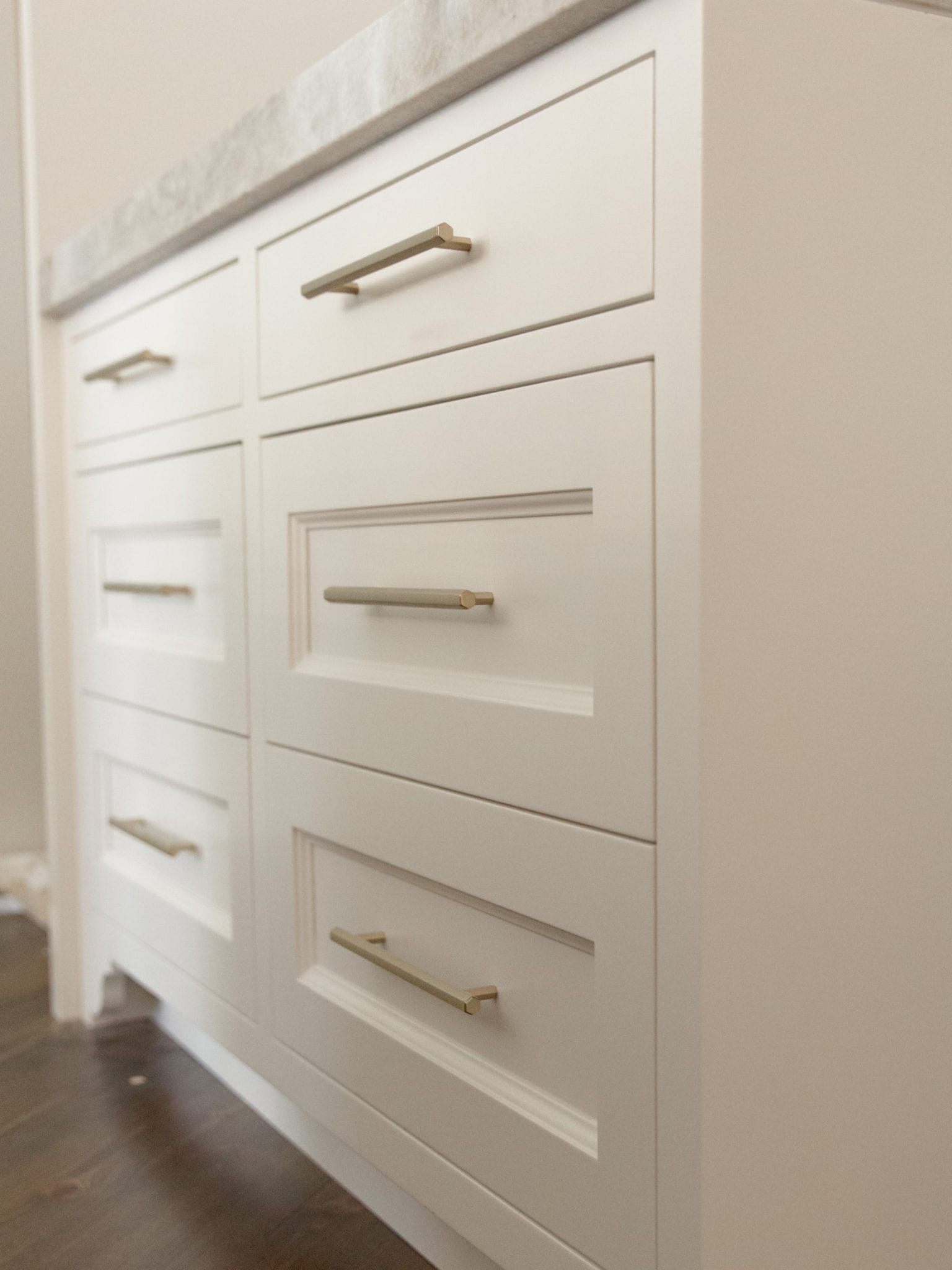 Choose Wisely! My Tips for Choosing Hardware BlueGrayGal