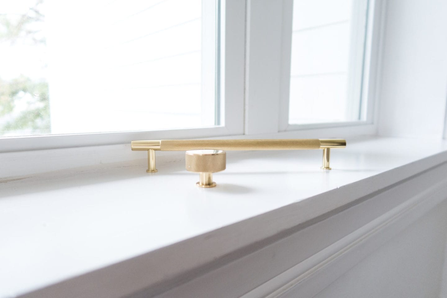 Knurled Hardware. Choosing cabinet hardware for new remodel in bathroom and kitchen.