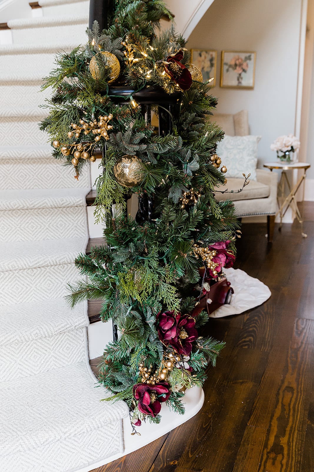 How to Hang Christmas Garland at the end of a banister.