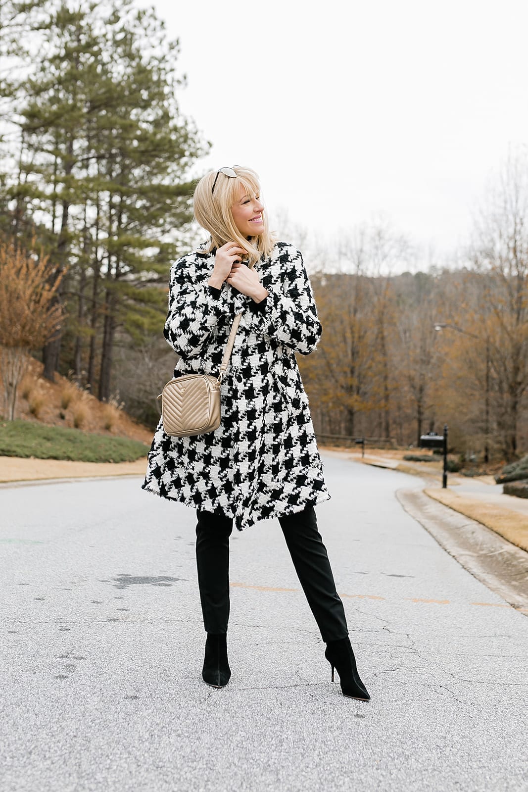 PurseN Handbags - awesome travel crossbody bags so you can see what you need. You can wear this crossbody bag as a belt bag if you want to, too.