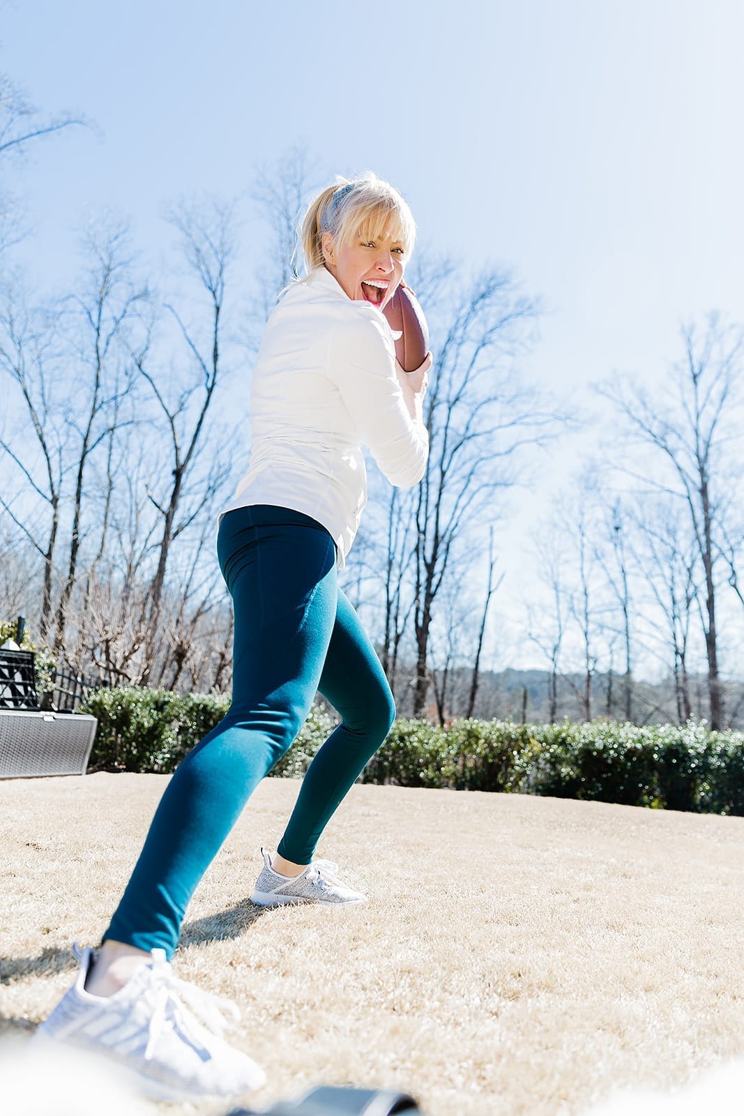 Affordable Workout Clothes from Amazon. But do they fall apart in the wash? These teal leggings rock my world. High waisted leggings, thick and with good compression for an awesome workout legging that won't break the bank!