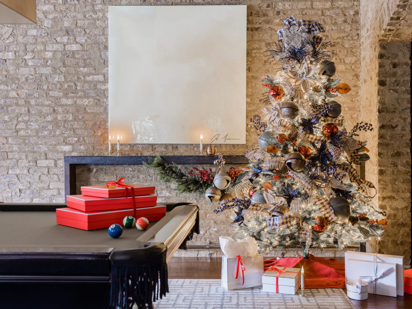 Challenge: create an over-the-top, super "extra" Christmas tree using rustic Christmas tree decorations! I wanted to invoke a ski-lodge type Christmas tree with country accents, warm navy blue Christmas tones and red accents. You be the judge if I succeeded!