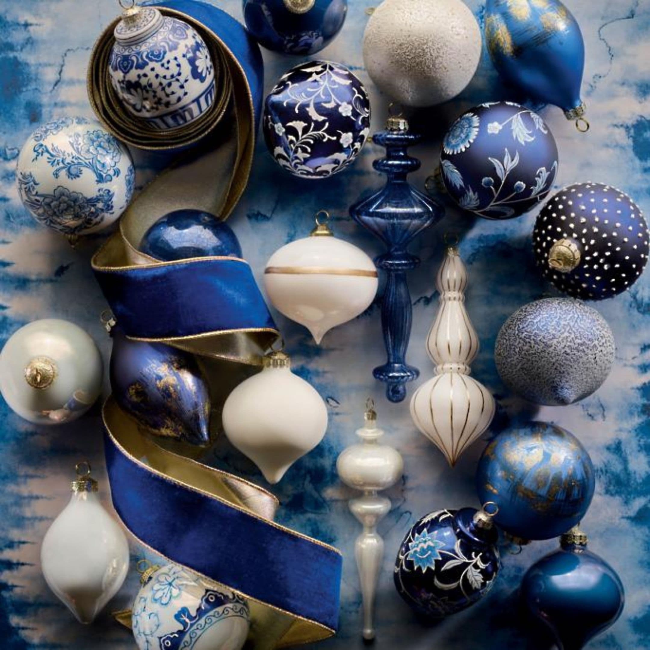 Gorgeous Blue and Gold Christmas Tree + Garland