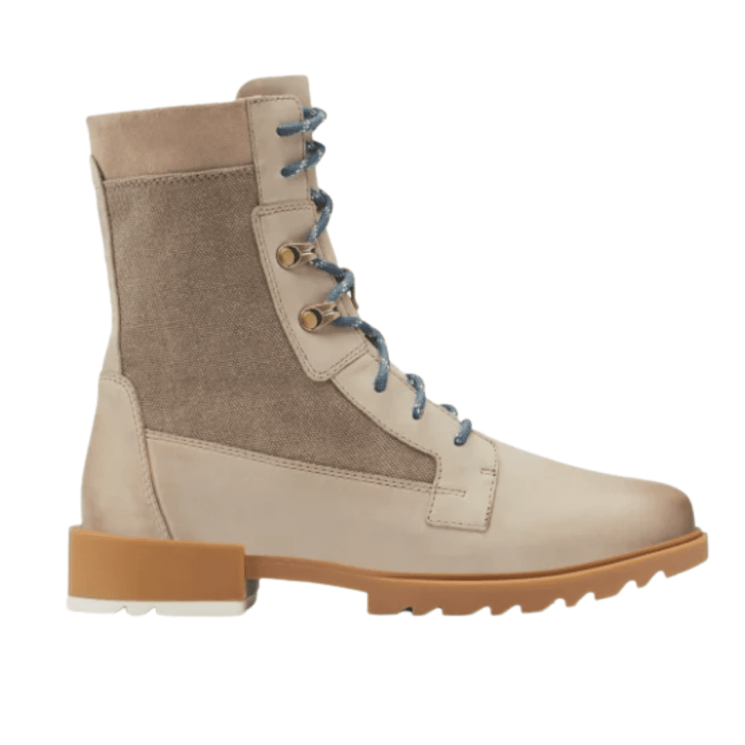 Choosing Sorel Lace Up Boots are always a stylish option. These tan Sorel Emelie boots have incredible traction on the feet to prevent slipping on the ice.
