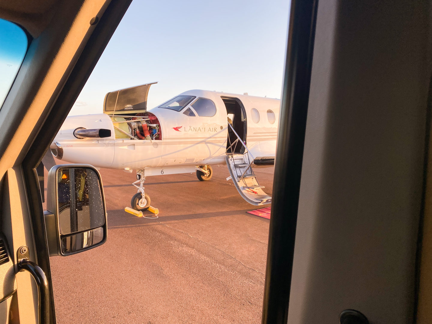 Getting to Four Seasons Lanai via private plane.